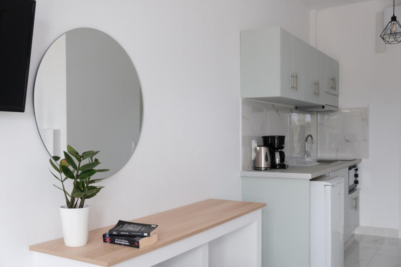 Diamond Arillas Luxury Apartments エクステリア 写真