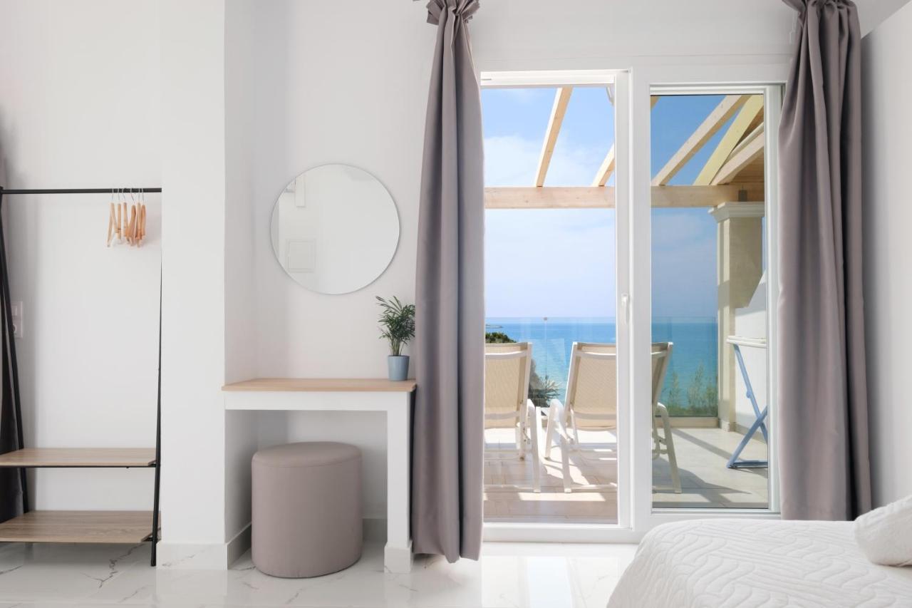 Diamond Arillas Luxury Apartments エクステリア 写真